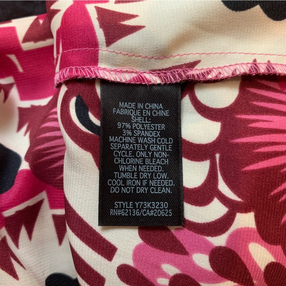 Guess Stretch Puff Sleeve Top - Picture 8 of 9